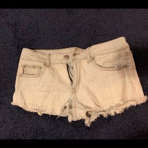 American Eagle Jean Shorts Size 8 Worn Once